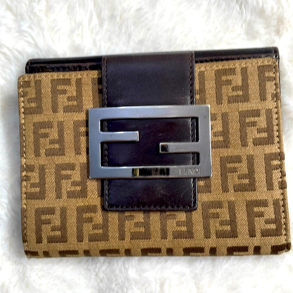 EUC Fendi Zucca Monogram Wallet Brown Leather with Silver Hardware